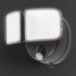 New ✔️ Patriot Lighting® Bronze LED Dual Head Motion Sensor Outdoor Security Flood Light 👍 -Patriot Lighting Sales 3569421light