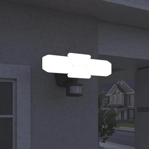 Brand new 😉 Patriot Lighting® Dualux Bronze LED 4-Head Motion Sensor Outdoor Security Flood Light 🎉 9 Brand new 😉 Patriot Lighting® Dualux Bronze LED 4-Head Motion Sensor Outdoor Security Flood Light 🎉 - Image 7