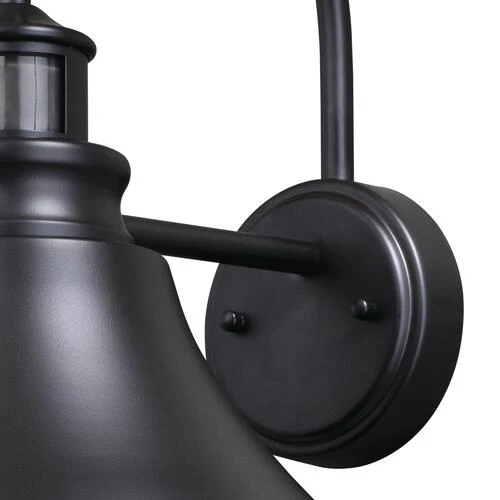 Outlet ✔️ Patriot Lighting® Dualux® Delano Oil-Burnished Bronze Outdoor Wall Light ✨ 4 Outlet ✔️ Patriot Lighting® Dualux® Delano Oil-Burnished Bronze Outdoor Wall Light ✨ - Image 2